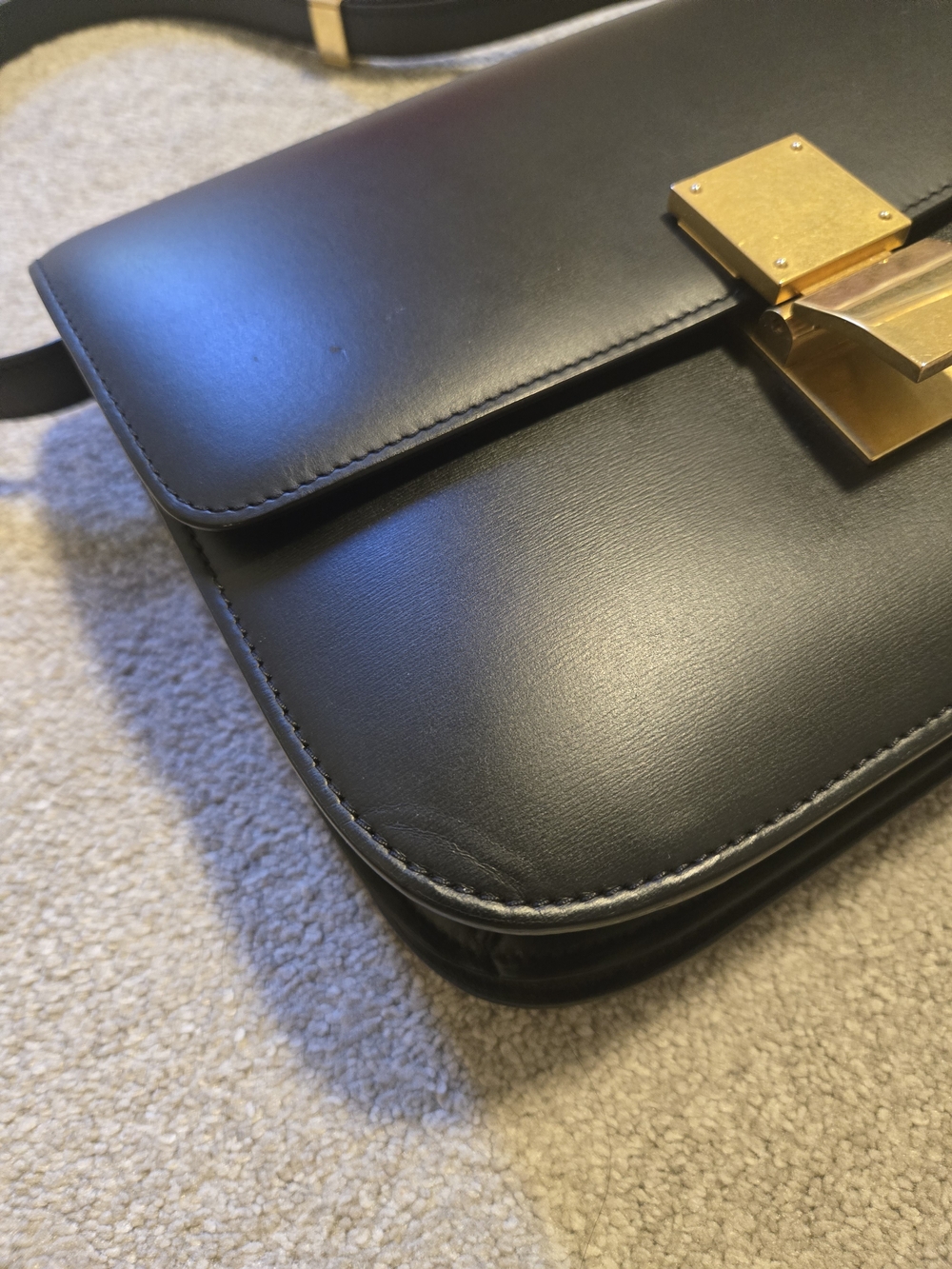 Celine Classic Box Bag In Black Size Medium - Picture 9 of 10